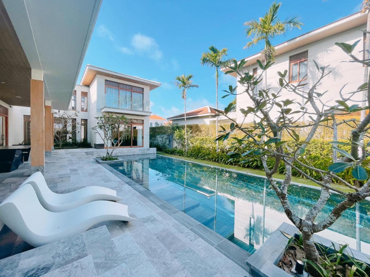 Deluxe Beach Villas By Danatrip ดานัง ภายนอก รูปภาพ